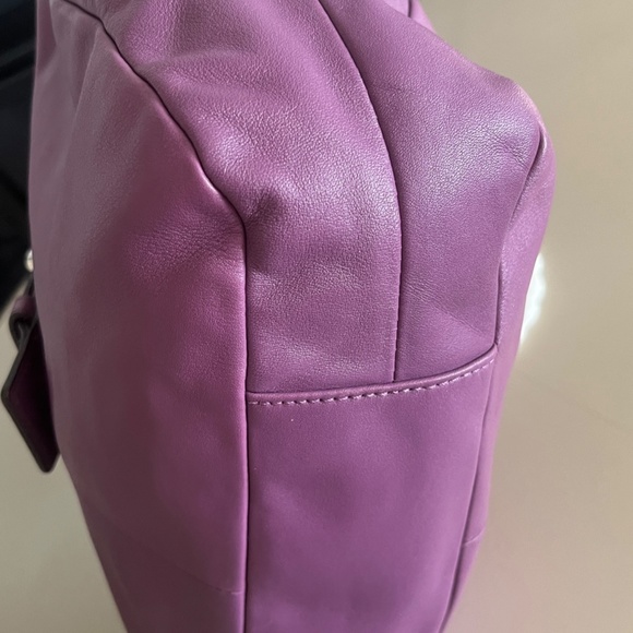 LIKE NEW Coach Soho Leather Hobo Bag - Picture 5 of 16